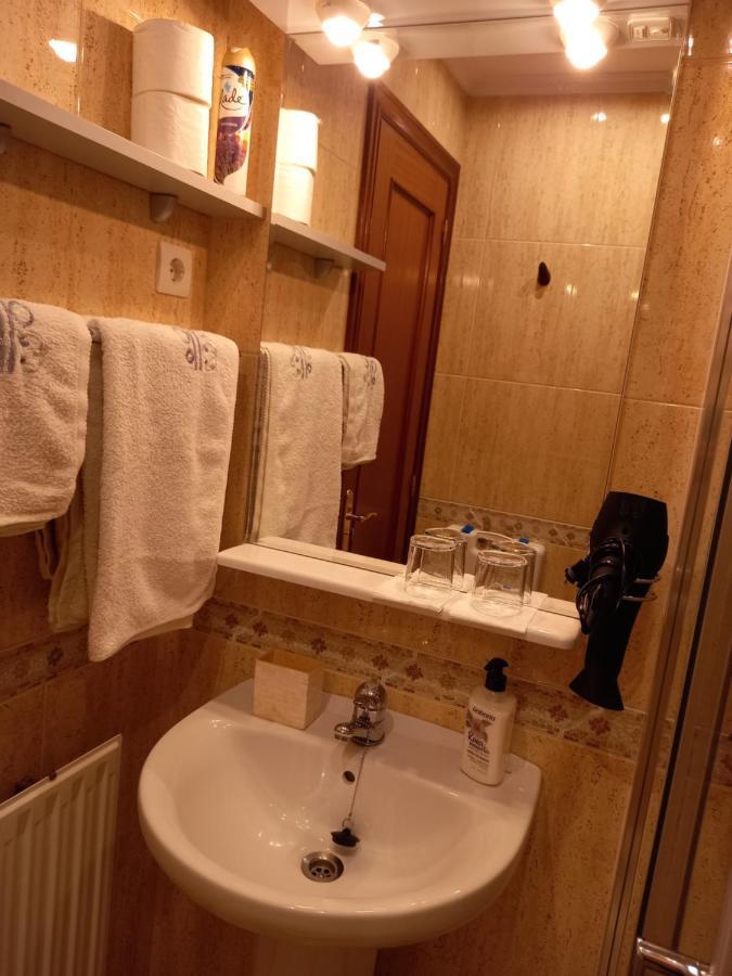 Suite Bilbao Arena Con Plaza De Garaje Ngoại thất bức ảnh